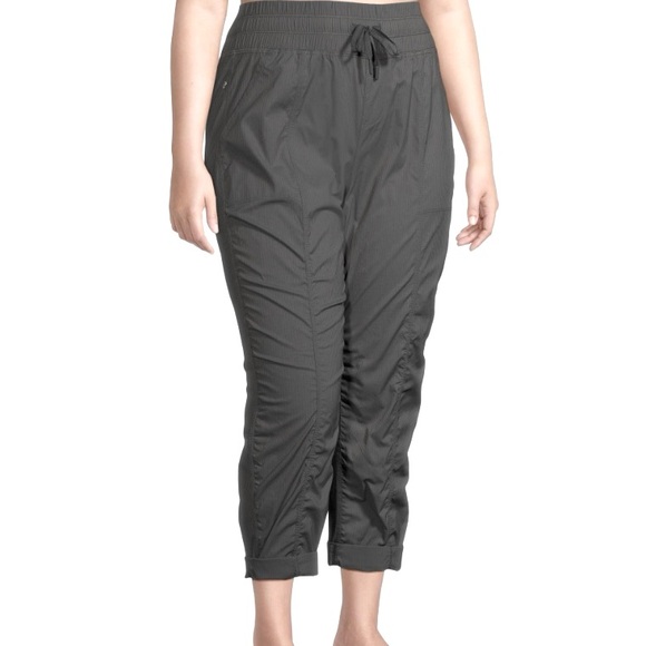 Shambhala Women's Live-In Ease Mid Rise Capri Pants Dark Grey Size Medium - Picture 5 of 16